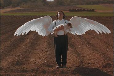 Michael - Egy angyal Hollywoodból (Filmajánló)